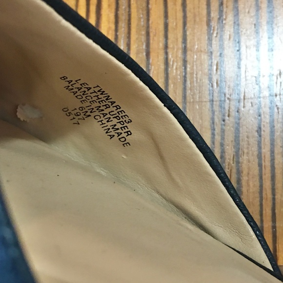 Tommy Hilfiger Naree Leather Pointed Flats - Picture 7 of 10